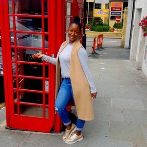 Meet your Posher, Dana